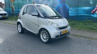 smart Fortwo coup&eacute; 1.0 mhd Pure